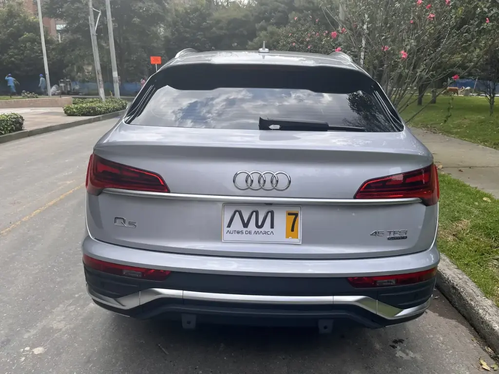 Audi Q5 Sportback hibrida 20244.webp