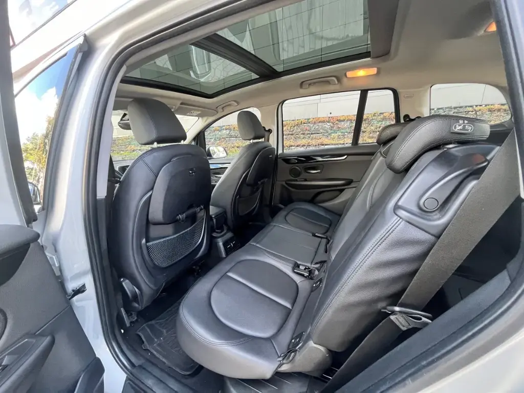 BMW Serie 2 218i Gran Tourer 20190.webp