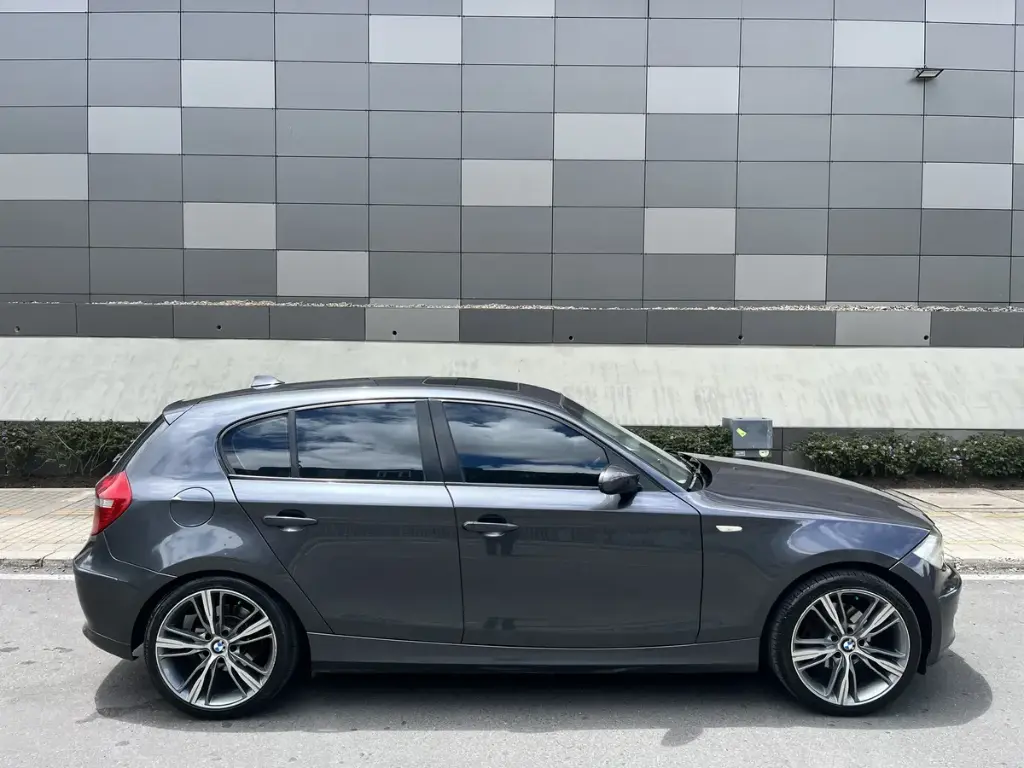 BMW Serie 1 120i E87 20093.webp