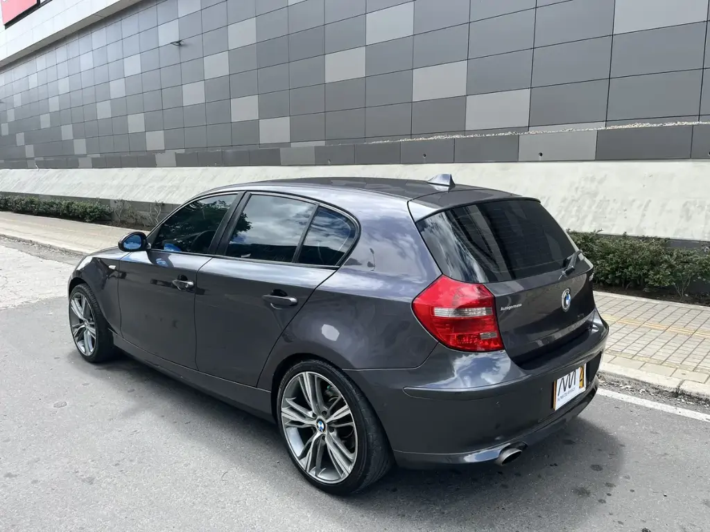 BMW Serie 1 120i E87 20096.webp