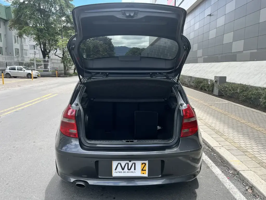 BMW Serie 1 120i E87 20098.webp