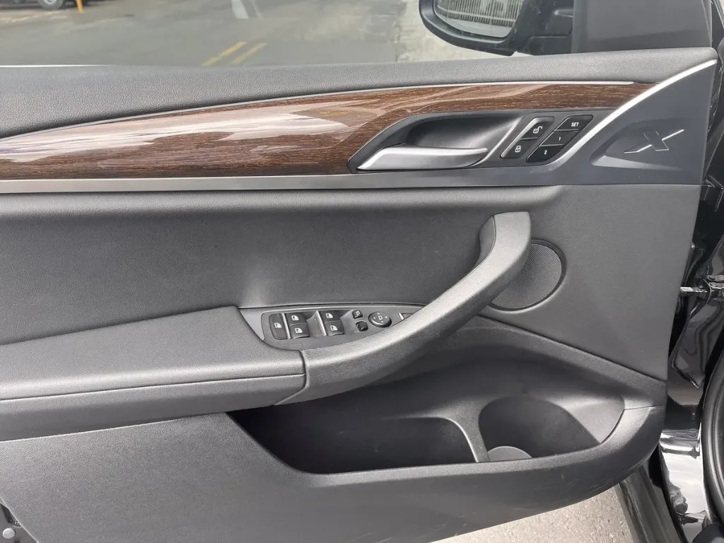 image_1920