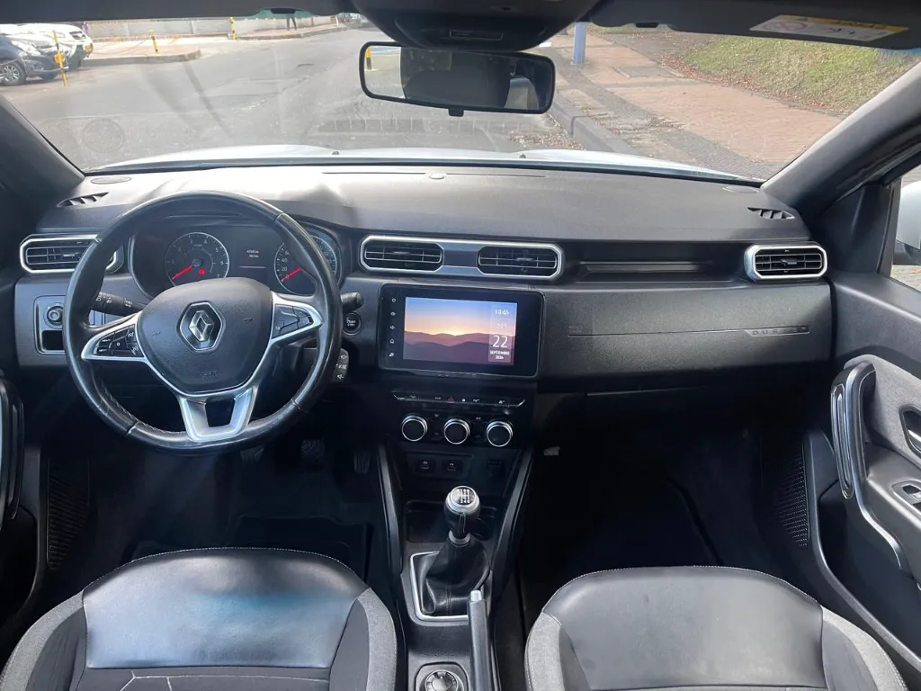 Renault Duster Iconic 4x4 2024.webp15.jpeg