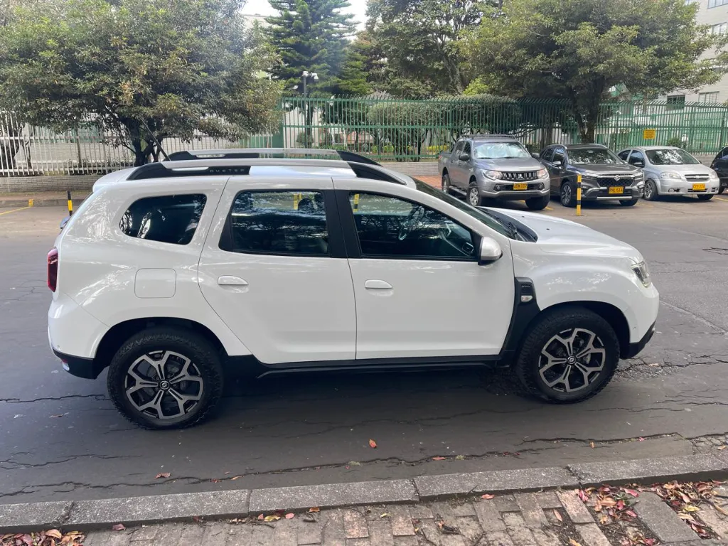 Renault Duster Iconic 4x4 2024.webp9.jpeg
