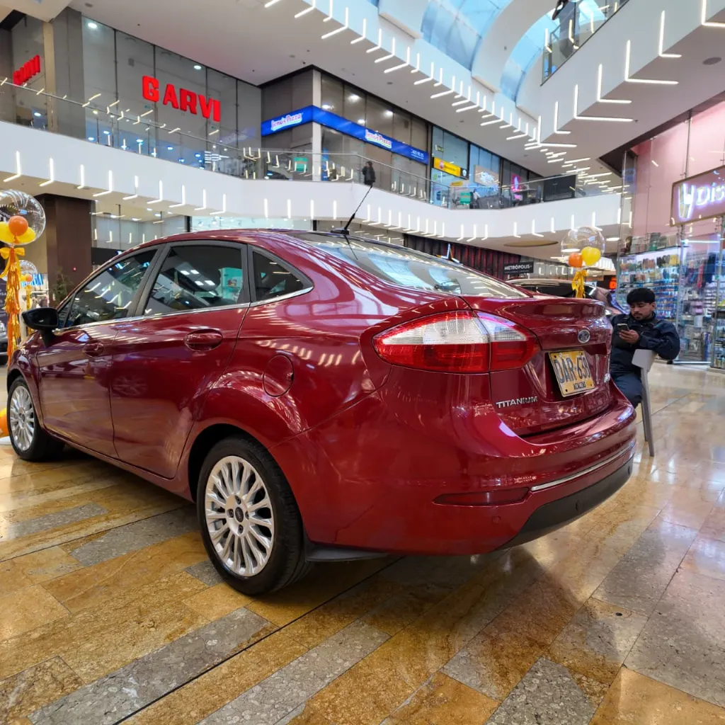 Ford Fiesta Titanium 2016.webp4.jpeg
