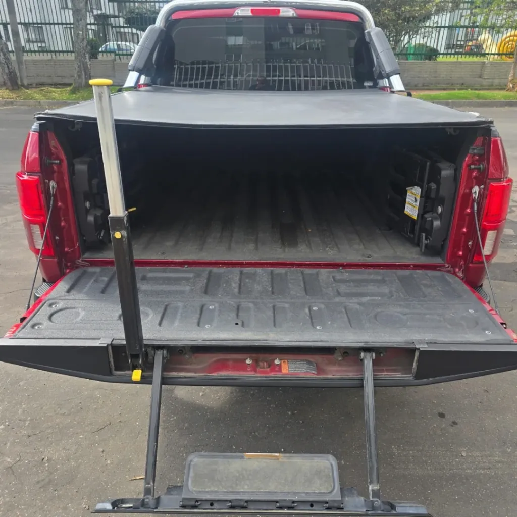 5.Ford New F-150 Lariat 4x4 2018.webp