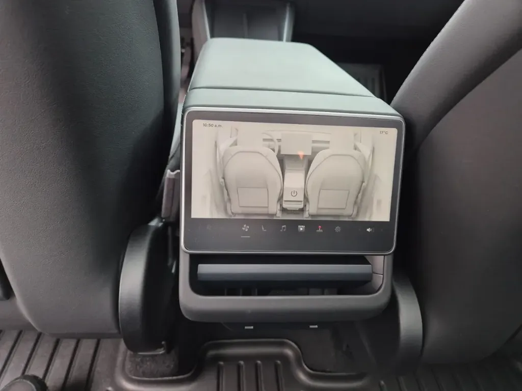 Tesla Modelo Y Long Range Awd 2026 8.webp