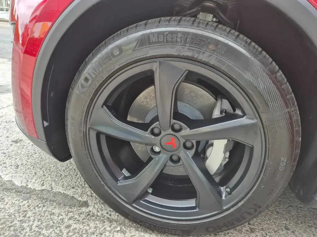 Tesla Modelo Y Long Range Awd 2026 10.webp