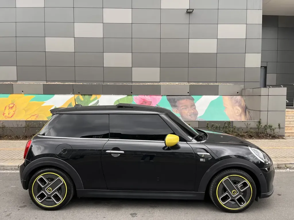 Mini Cooper Electrico 2023 7.webp