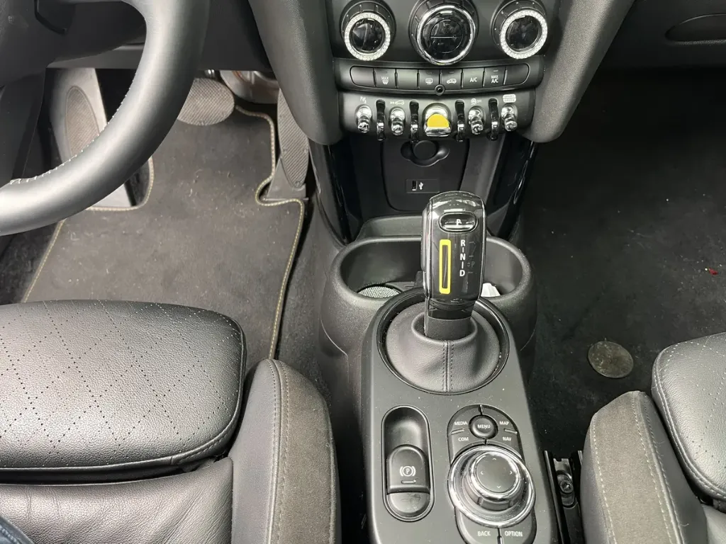 Mini Cooper Electrico 2023 17.webp