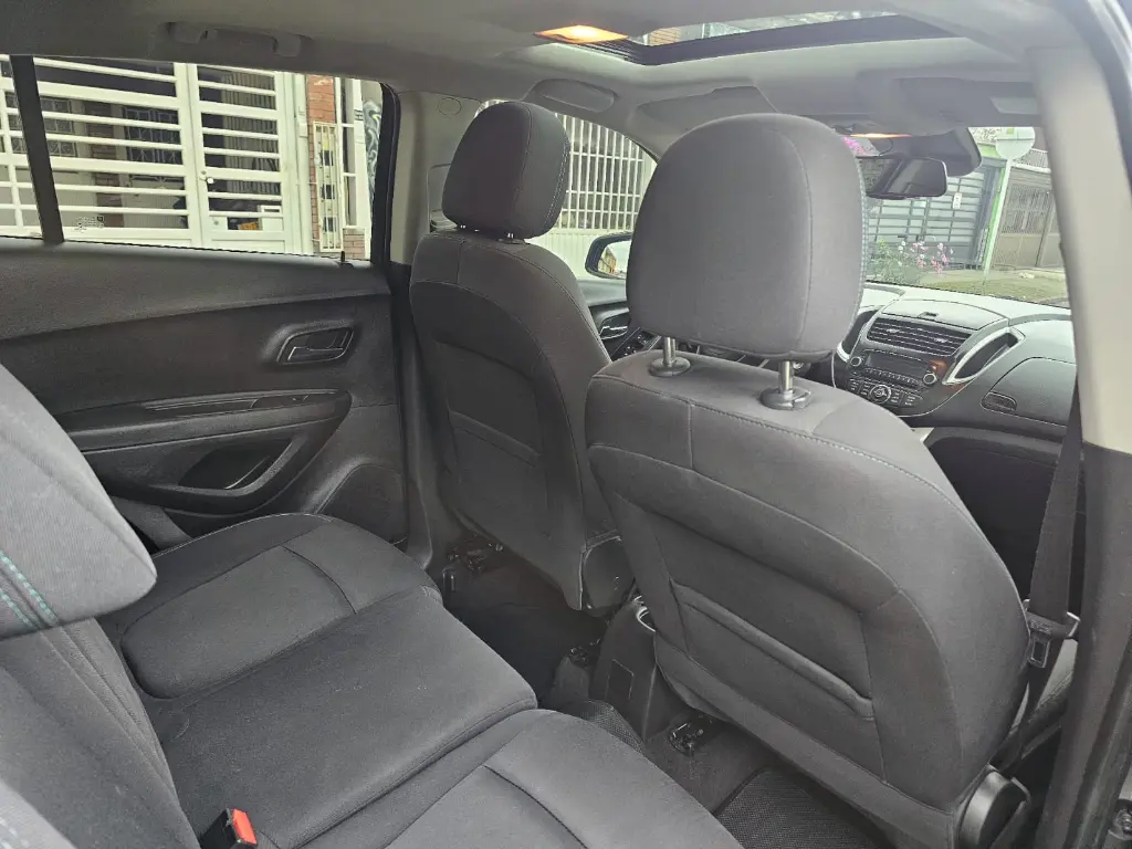 WhatsApp Image 2025-10-23 at 11.57.46 AM (5).webp