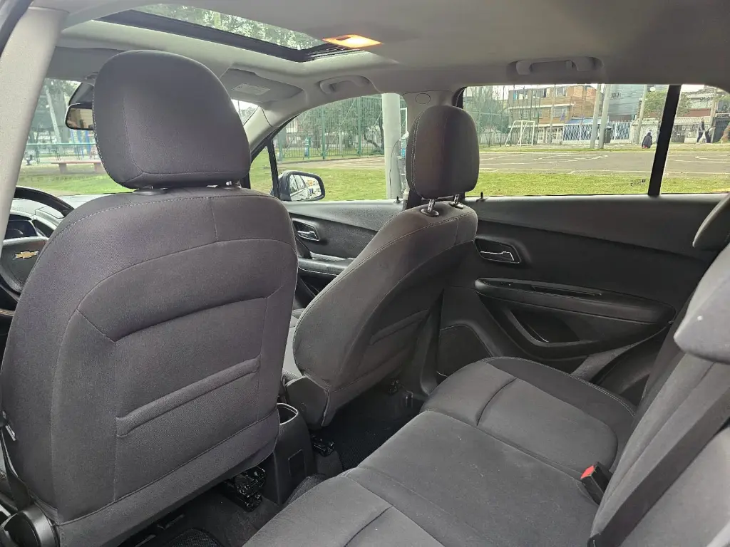 WhatsApp Image 2025-10-23 at 11.57.46 AM (4).webp