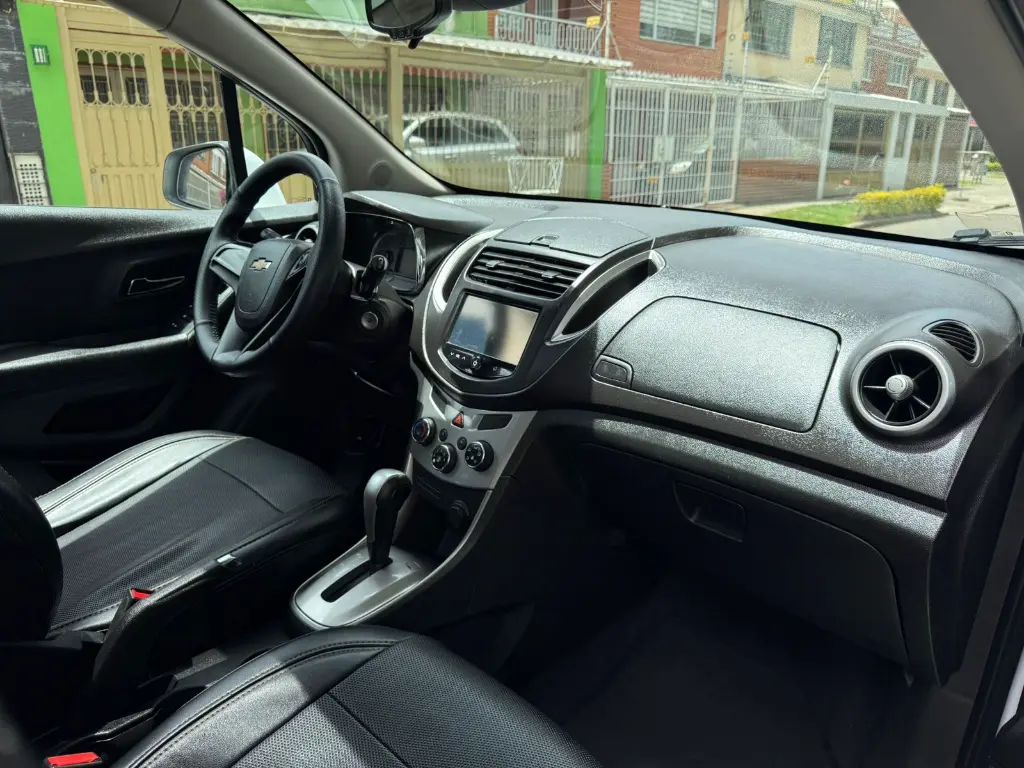 WhatsApp Image 2025-10-18 at 2.48.38 PM.webp