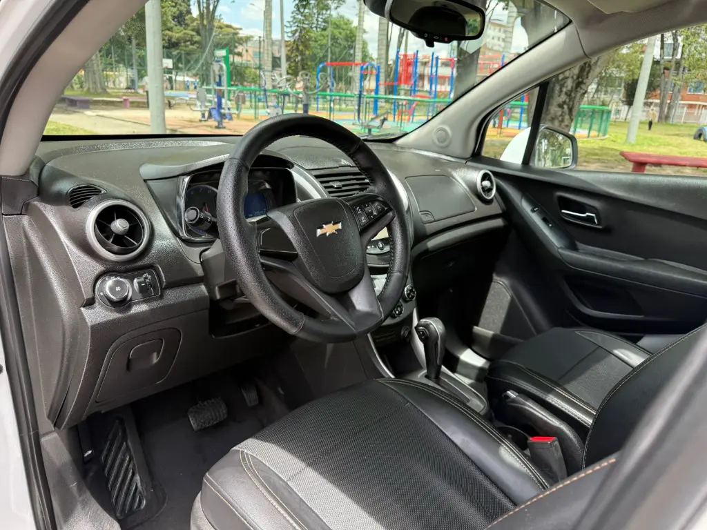 WhatsApp Image 2025-10-18 at 2.48.37 PM (2).webp