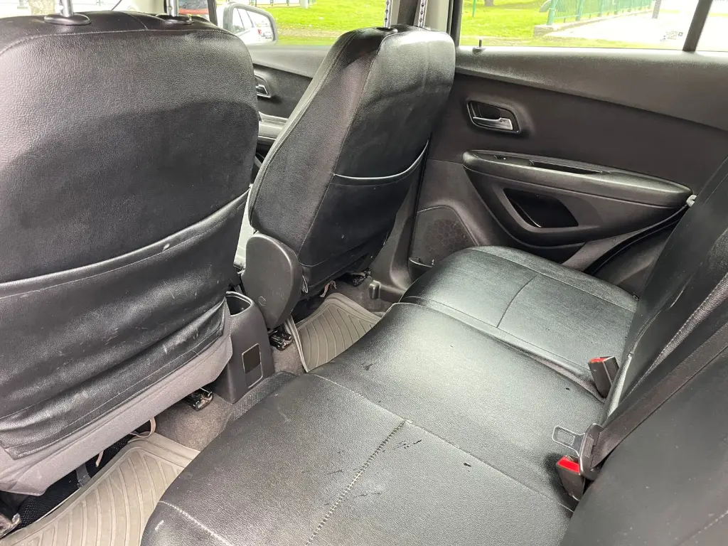 WhatsApp Image 2025-10-27 at 2.02.37 PM (1).webp