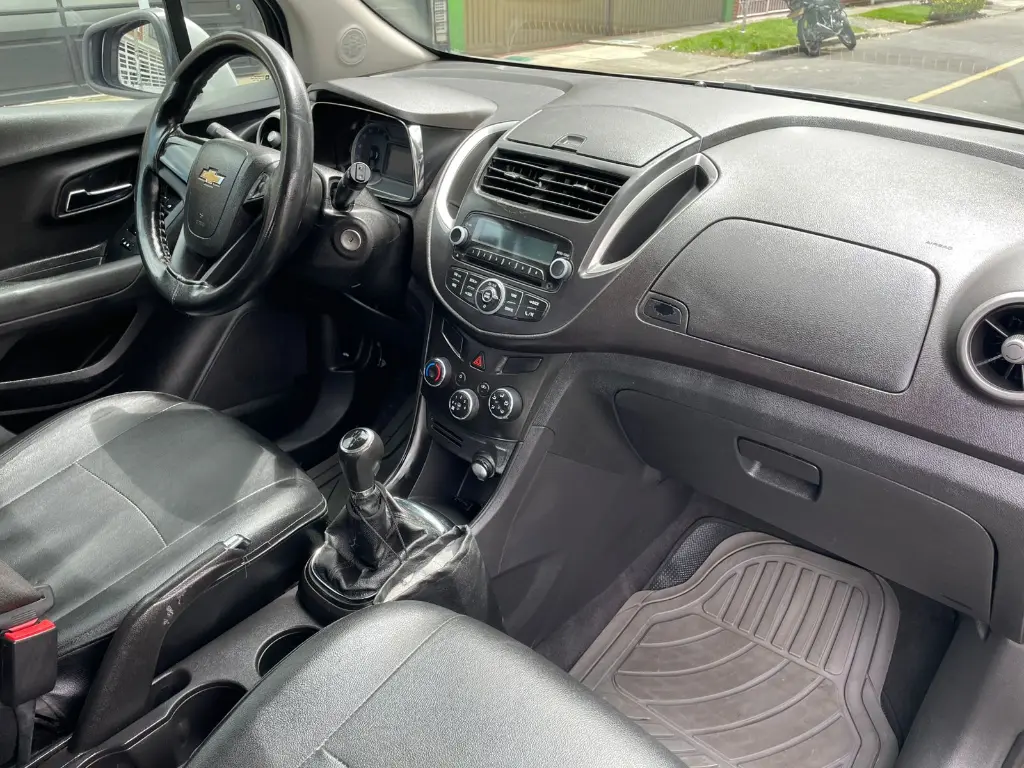 WhatsApp Image 2025-10-27 at 2.02.40 PM.webp