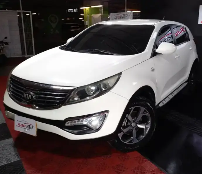 KIA NEW SPORTAGE REVOLUTION LX  4x4 2013