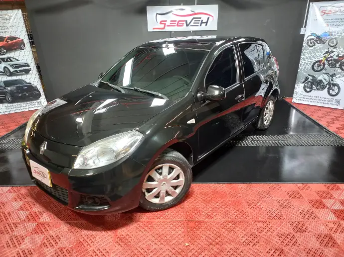 RENAULT SANDERO, 2014