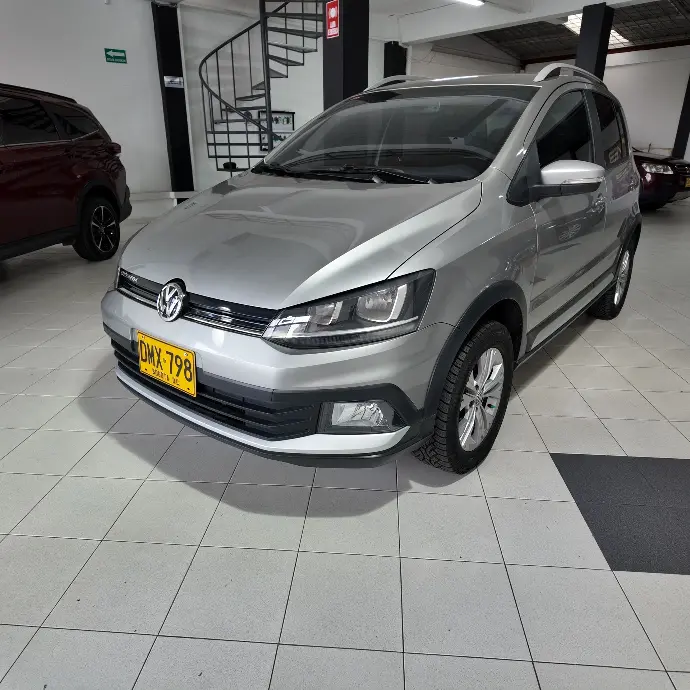 VOLKSWAGEN 	CROSSFOX  EMOTION 2017