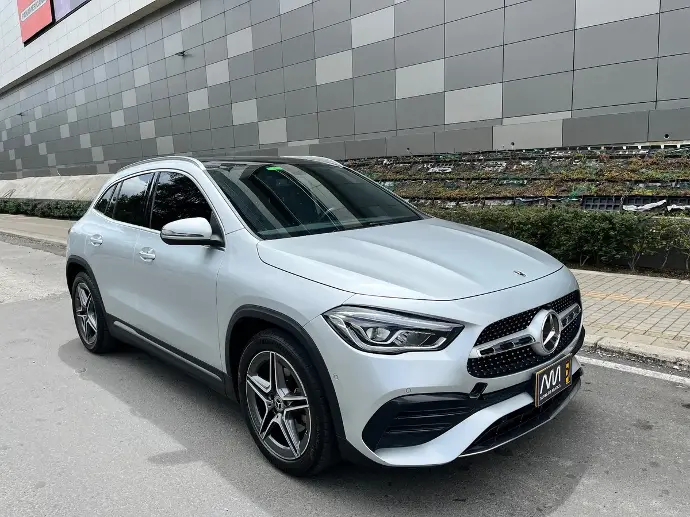 Mercedes-Benz Clase Gla 1.3t Amg Line 2023
