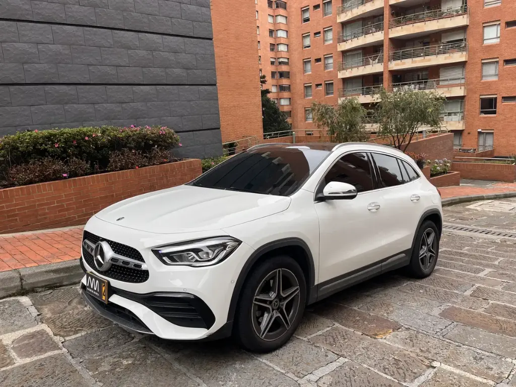  Mercedes-Benz GLA AMG Line 2022