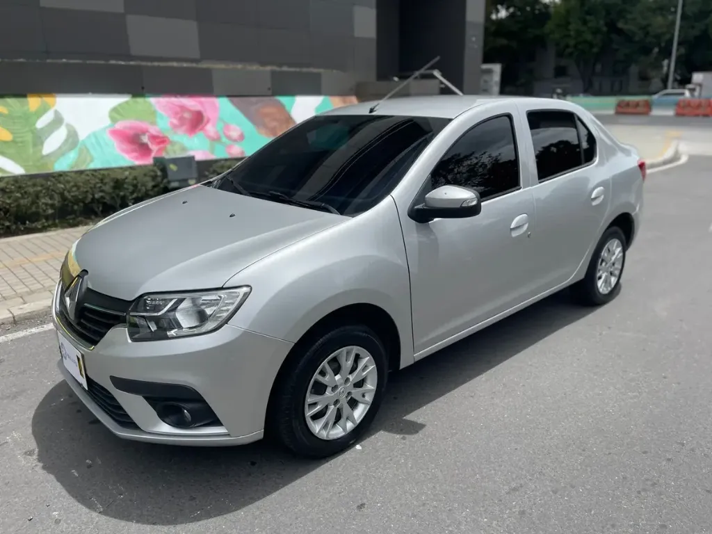 Renault Logan SE 2023