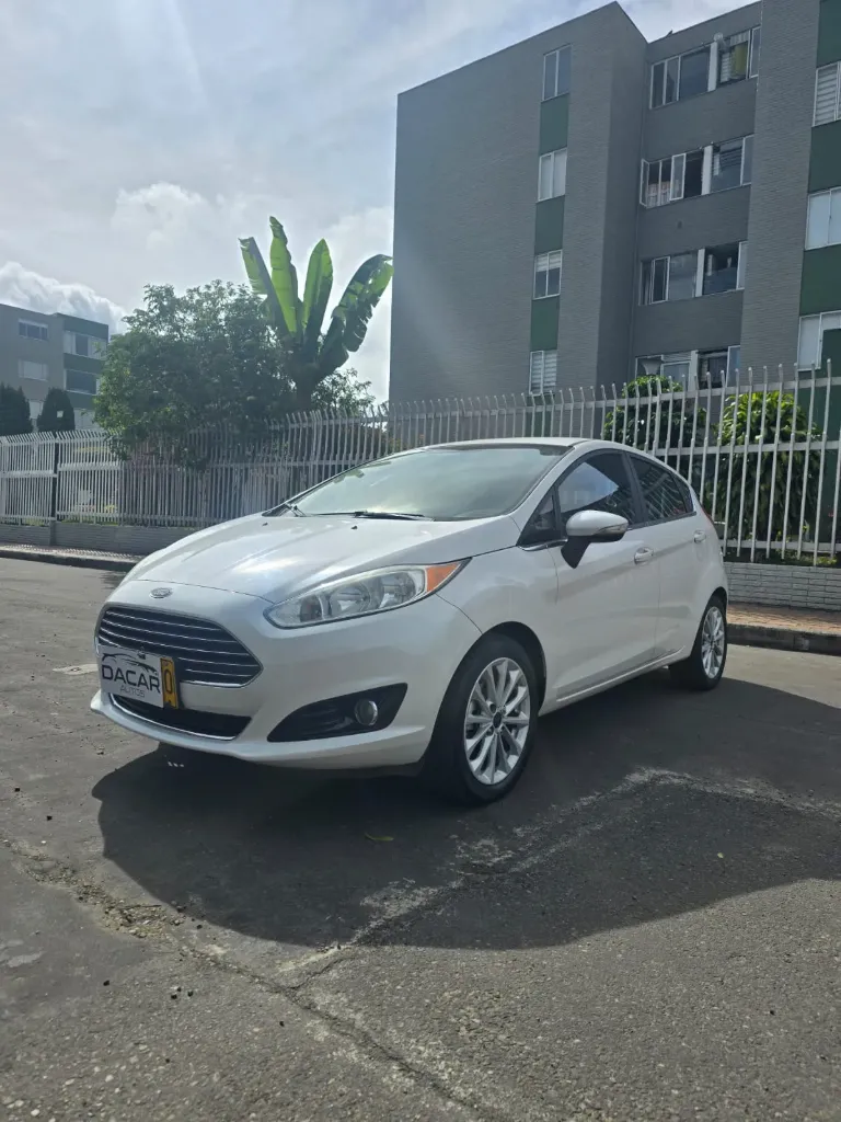 Ford Fiesta HB Titanium AT 2017