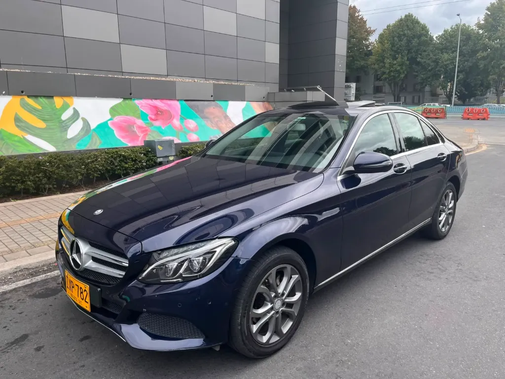 Mercedes-Benz	C 180		2016
