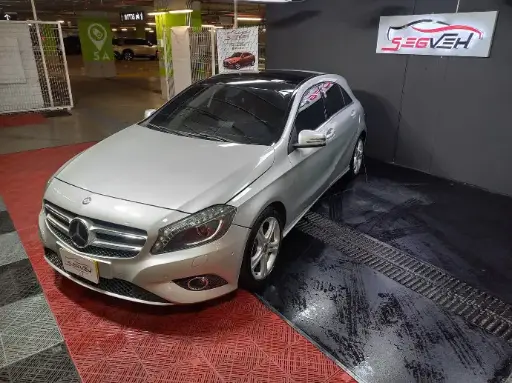 Mercedes-Benz A200 2015