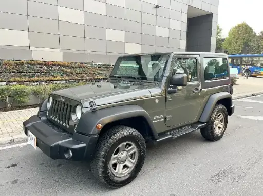 Jeep Wrangler3.6 Sport	2016