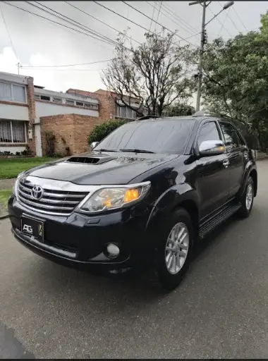 Toyota Fortuner Diesel SRV 2014