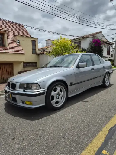 BMW	328 IA/4	1997